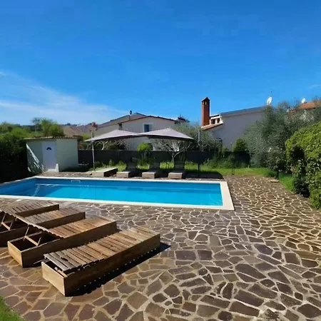 Casa Di Gelsomino Tatil Evi Pula